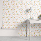 Papel de Parede Adesivo Menina Borboleta Dourada