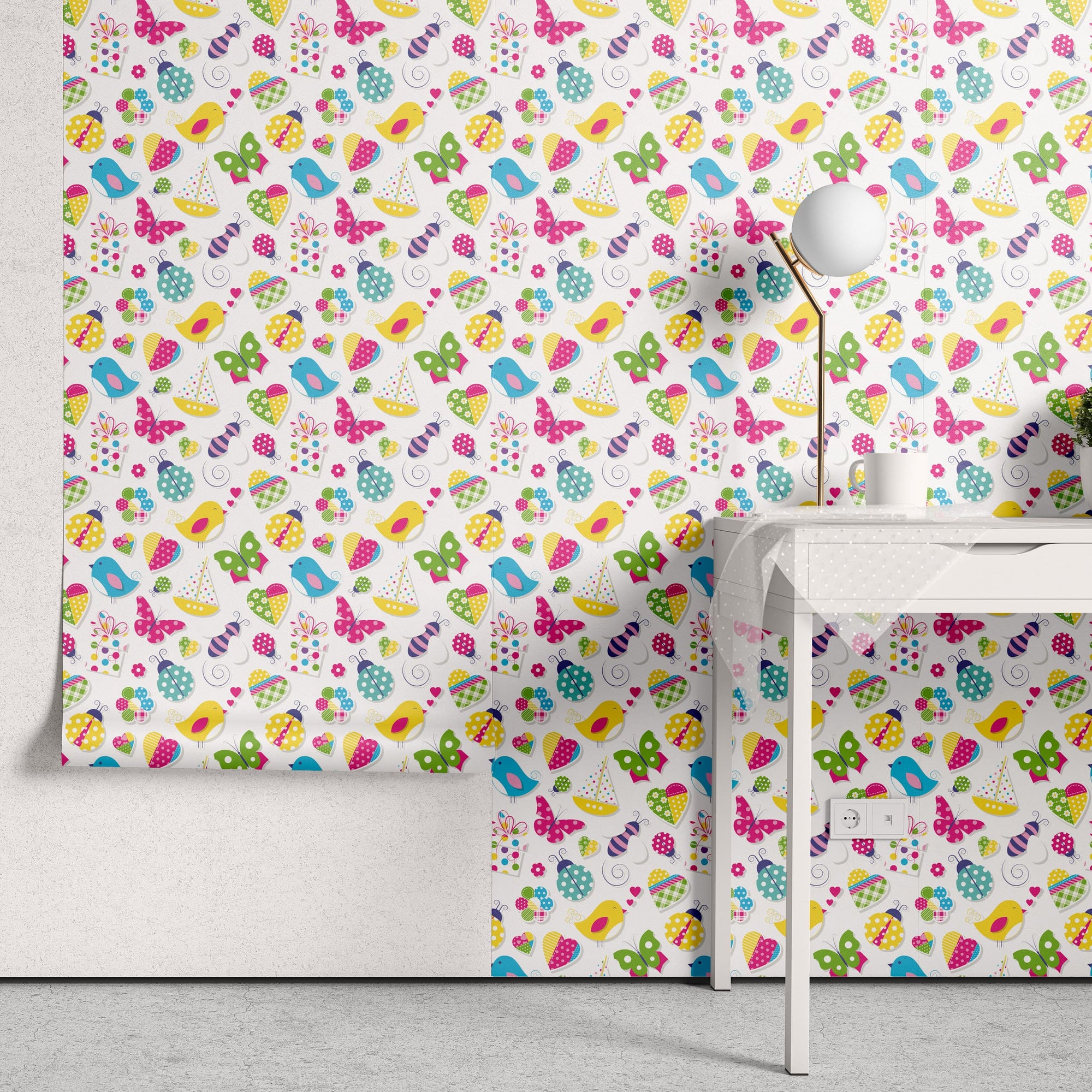 Papel de Parede Adesivo Menina Pássaro Joaninha