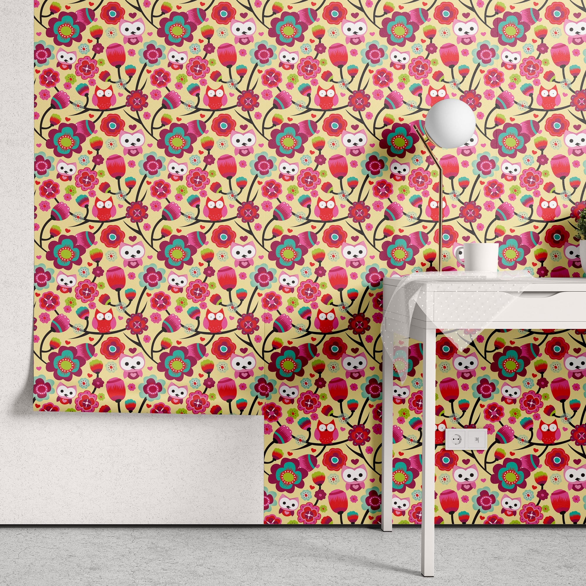 Papel de Parede Adesivo Menina Floral Corujinhas