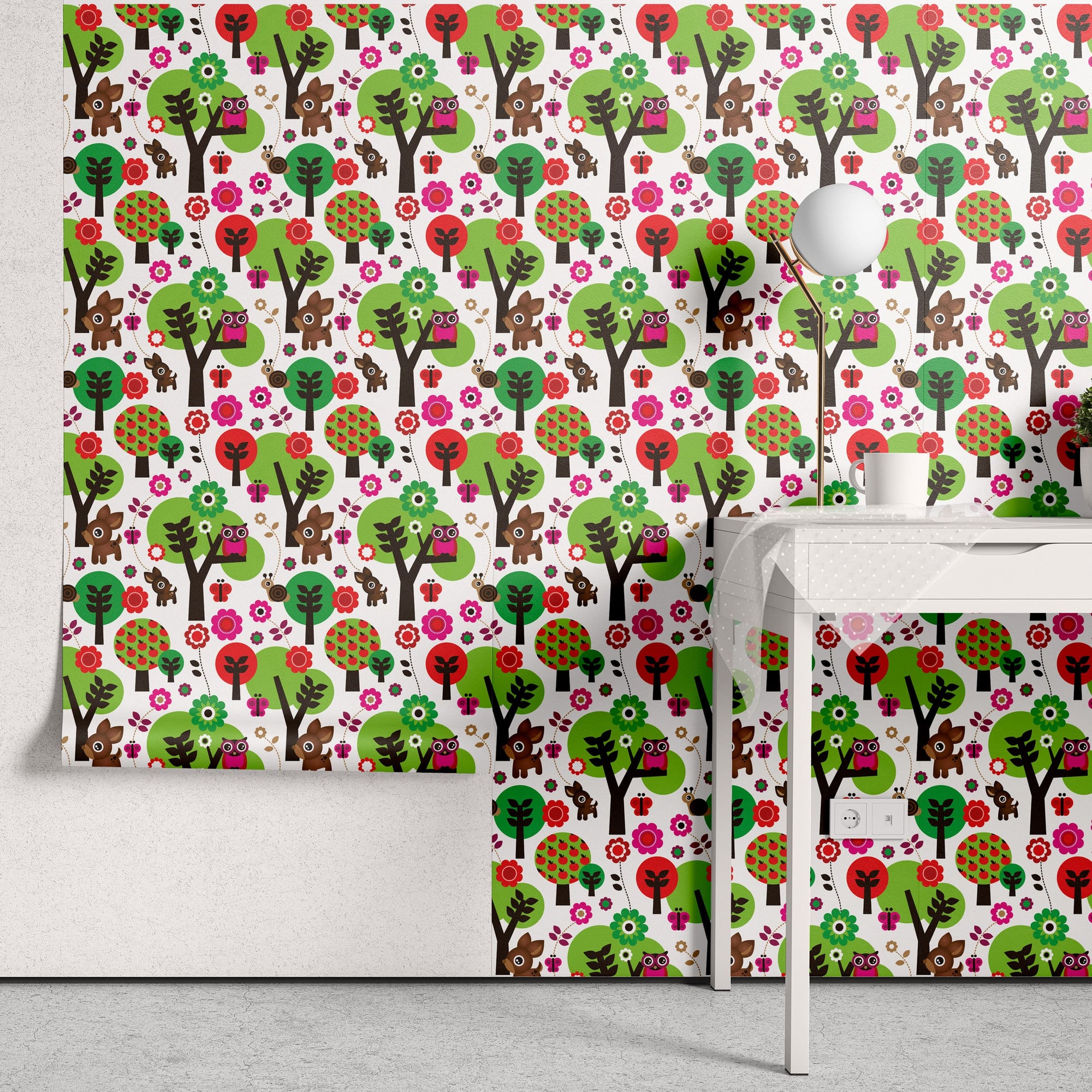 Papel de Parede Adesivo Menina Floresta Coruja