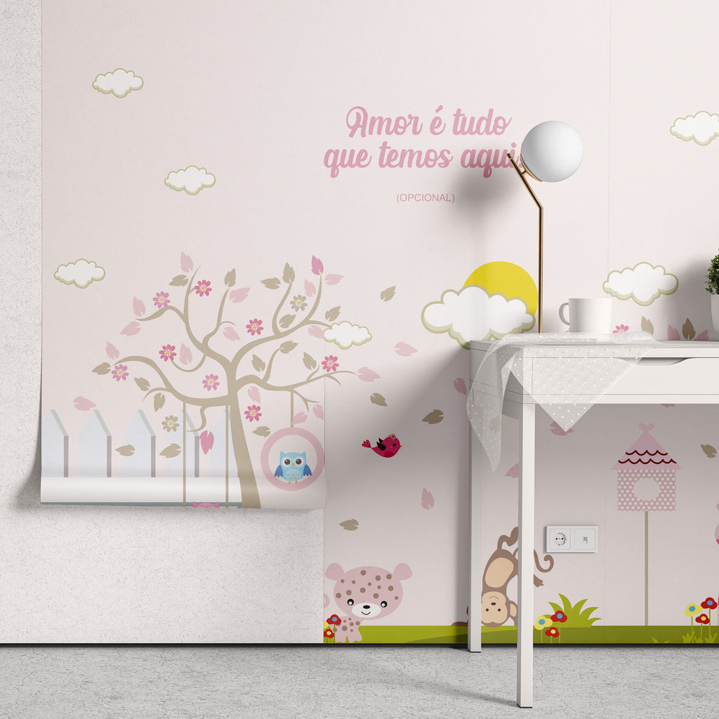 Papel de Parede Adesivo Menina Bichinhos