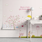 Papel de Parede Adesivo Menina Bichinhos
