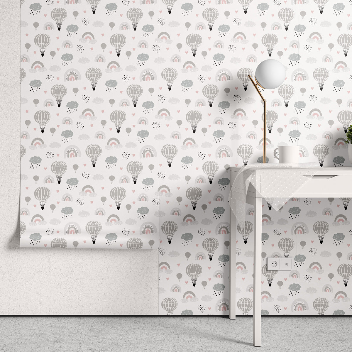 Papel de Parede Adesivo Menino Balão e Arco Iris